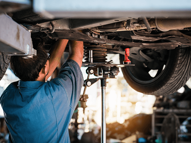 Fahrwerksfedern wechseln | Autoreparaturen.de