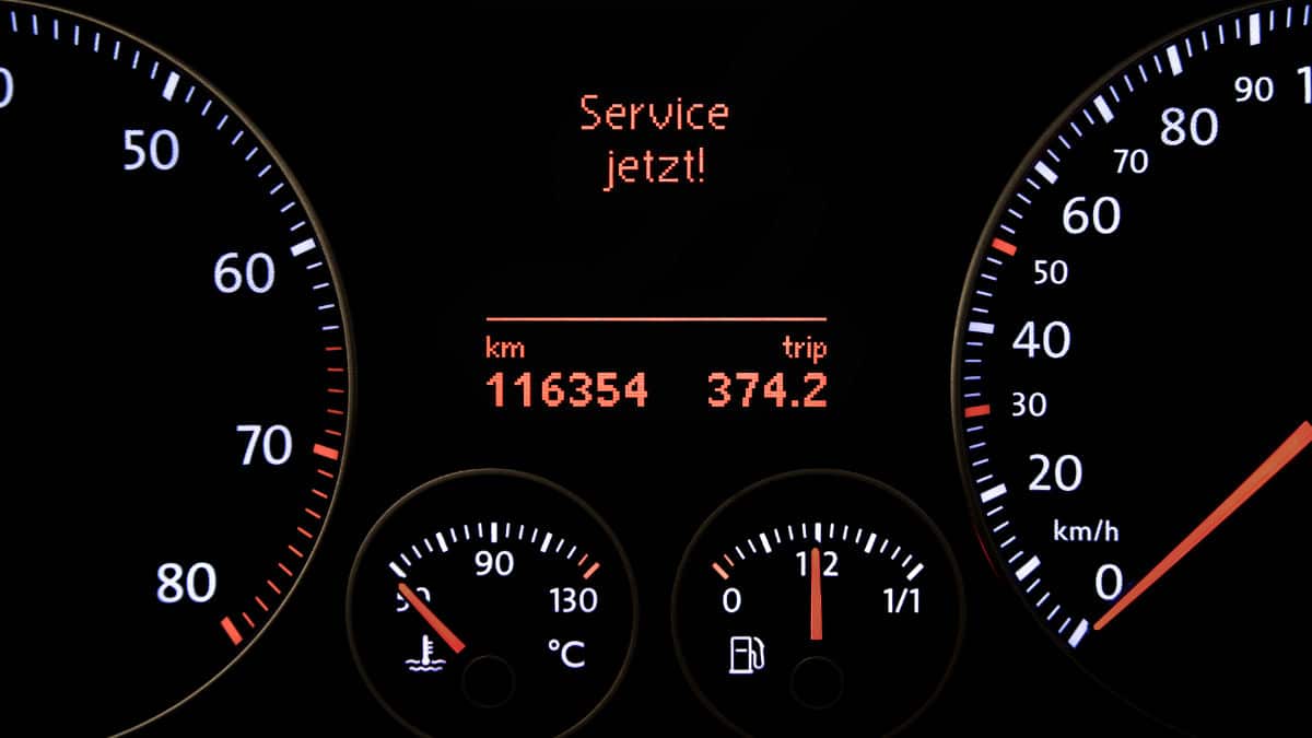 Wie Oft Muss Ein Auto Zur Inspektion Auto-Inspektion: Wie oft, was gemacht wird & was sie kostet